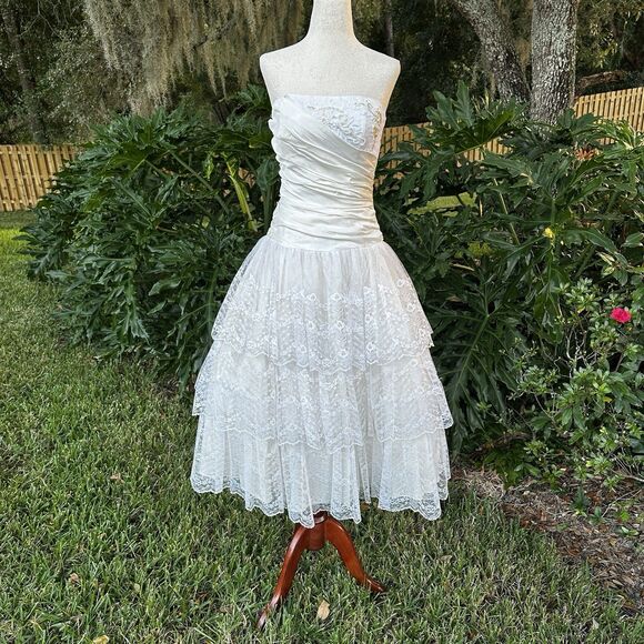 Vintage Flirtations Angelo Alfred Ivory Lace Strapless Tiered Dress Fit & Flare - Picture 9 of 14